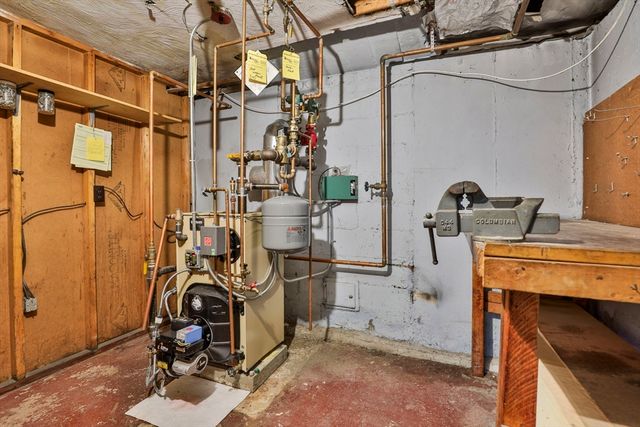 141 Hollis Ave, Quincy, MA 02171