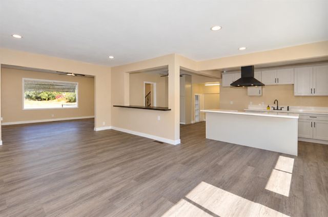 6300 14th Ave, Sacramento, CA 95820