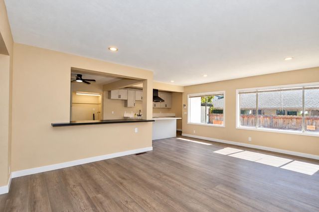 6300 14th Ave, Sacramento, CA 95820