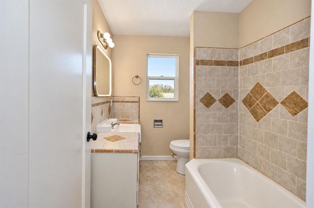 6300 14th Ave, Sacramento, CA 95820