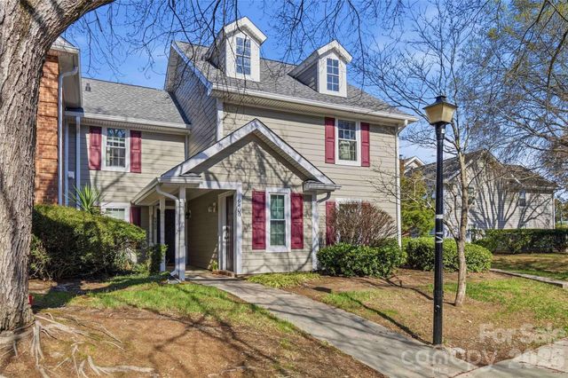 9400 S Vicksburg Park Court, Charlotte, NC 28210