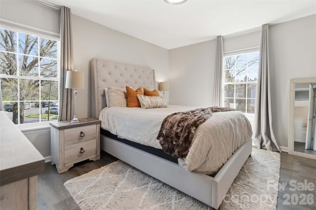 9400 S Vicksburg Park Court, Charlotte, NC 28210