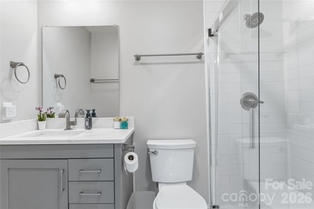 9400 S Vicksburg Park Court, Charlotte, NC 28210