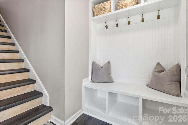 9400 S Vicksburg Park Court, Charlotte, NC 28210