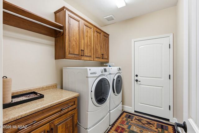 2371 E Skywalker Way, Green Valley, AZ 85614