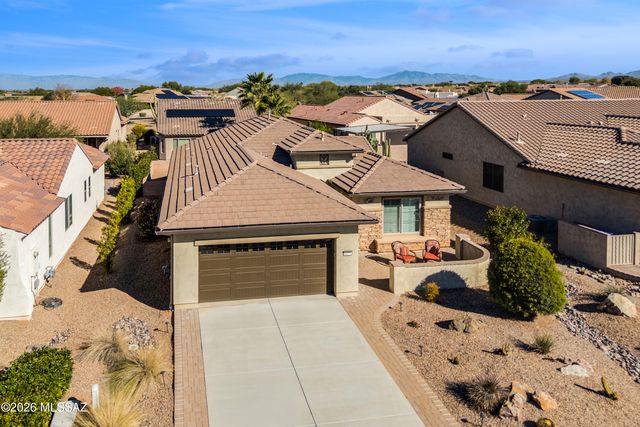 2371 E Skywalker Way, Green Valley, AZ 85614