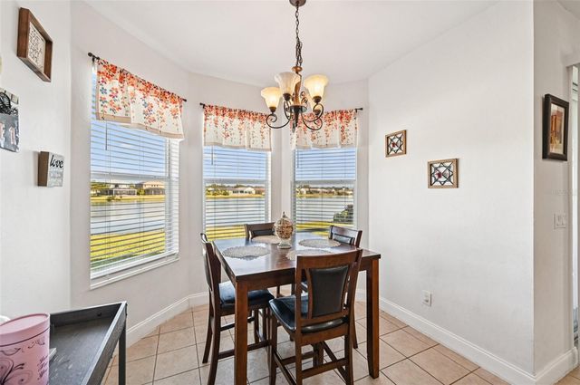 7162 50TH AVENUE CIRCLE E, Palmetto, FL 34221