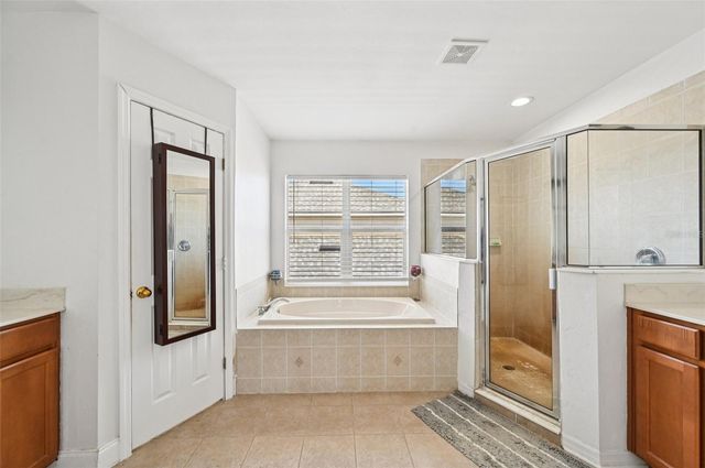 7162 50TH AVENUE CIRCLE E, Palmetto, FL 34221