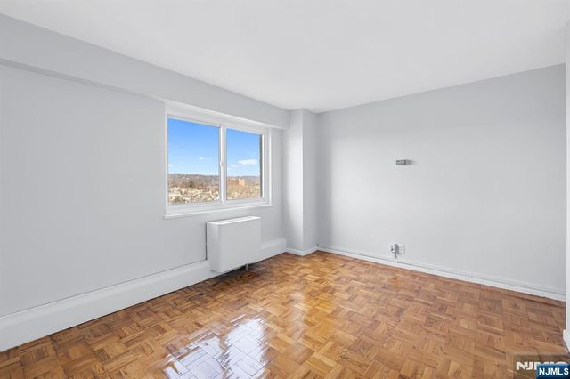 377 S Harrison Street 9G, East Orange, NJ 07018