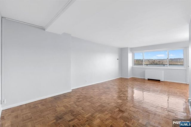 377 S Harrison Street 9G, East Orange, NJ 07018