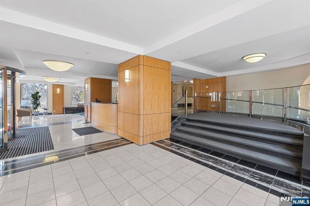 377 S Harrison Street 9G, East Orange, NJ 07018