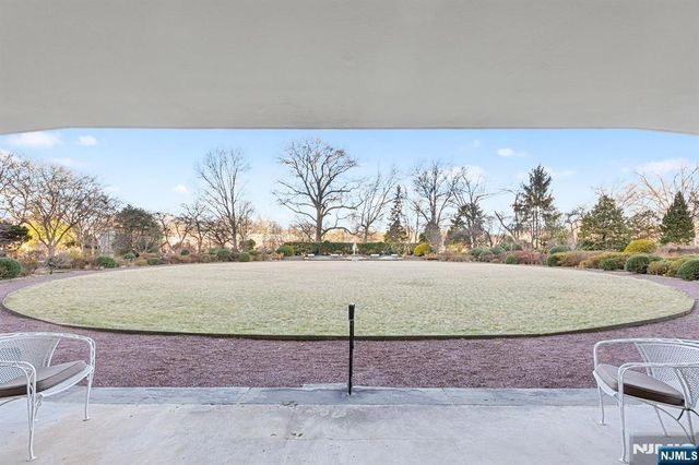 377 S Harrison Street 9G, East Orange, NJ 07018