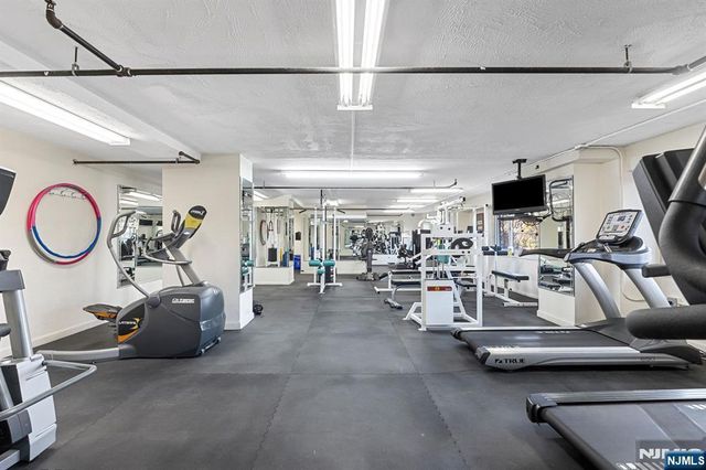 377 S Harrison Street 9G, East Orange, NJ 07018