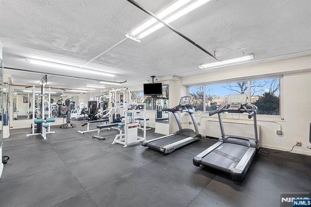 377 S Harrison Street 9G, East Orange, NJ 07018