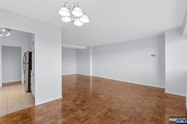 377 S Harrison Street 9G, East Orange, NJ 07018