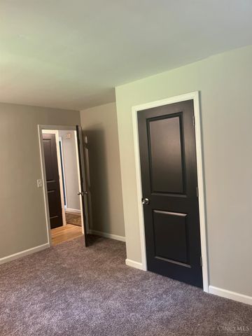 2741 Baker Avenue, Cincinnati, OH 45211