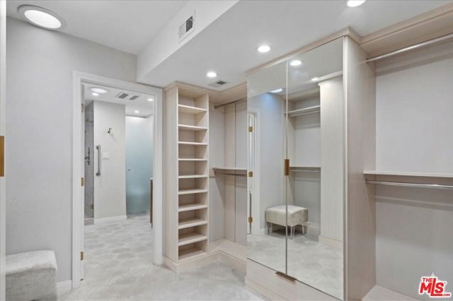 9311 Burton Way A, Beverly Hills, CA 90210