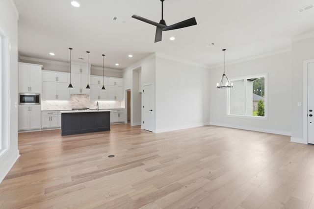 110 Sanibel Circle, Little Rock, AR 72210