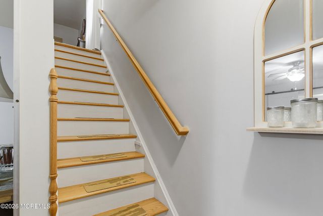 2 Maiden Lane, Toms River, NJ 08753