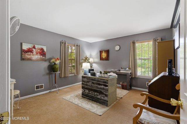 2 Maiden Lane, Toms River, NJ 08753