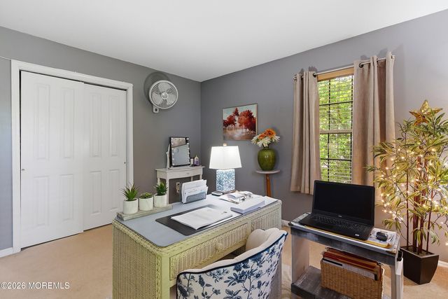 2 Maiden Lane, Toms River, NJ 08753