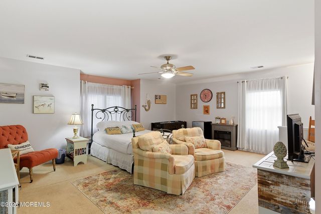 2 Maiden Lane, Toms River, NJ 08753