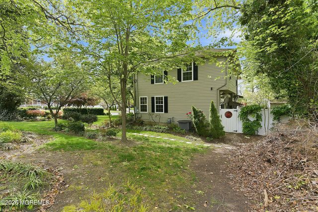 2 Maiden Lane, Toms River, NJ 08753