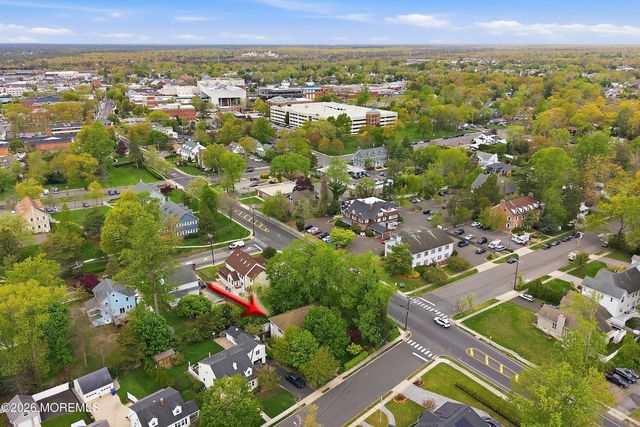 2 Maiden Lane, Toms River, NJ 08753