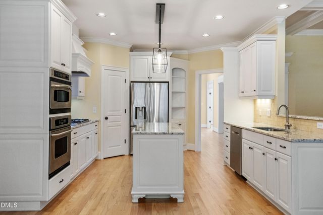 3720 Grandbridge Drive, Apex, NC 27539