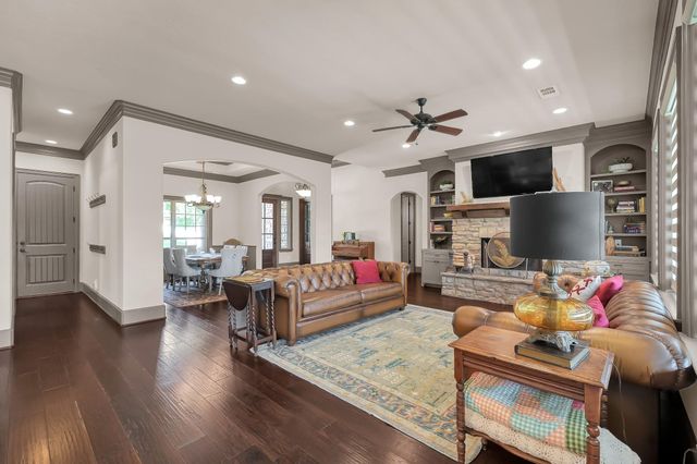 2404 Bramlet Drive, Conroe, TX 77304