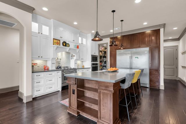 2404 Bramlet Drive, Conroe, TX 77304