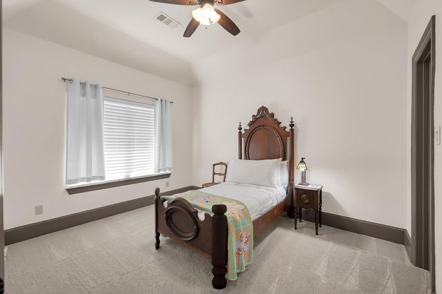 2404 Bramlet Drive, Conroe, TX 77304