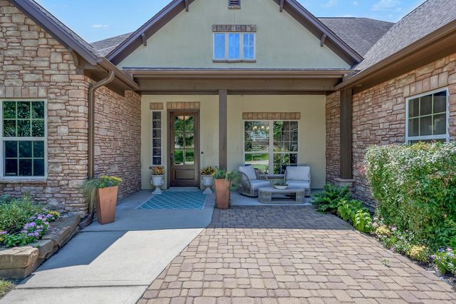 2404 Bramlet Drive, Conroe, TX 77304