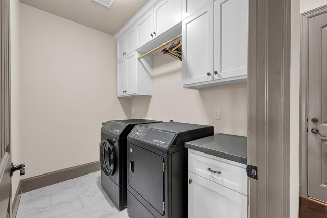 2404 Bramlet Drive, Conroe, TX 77304