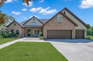 2404 Bramlet Drive, Conroe, TX 77304