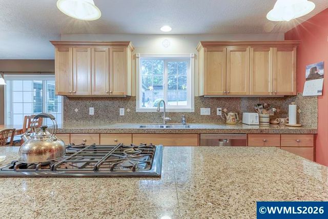 2224 Rogers Ln NW, Salem, OR 97304