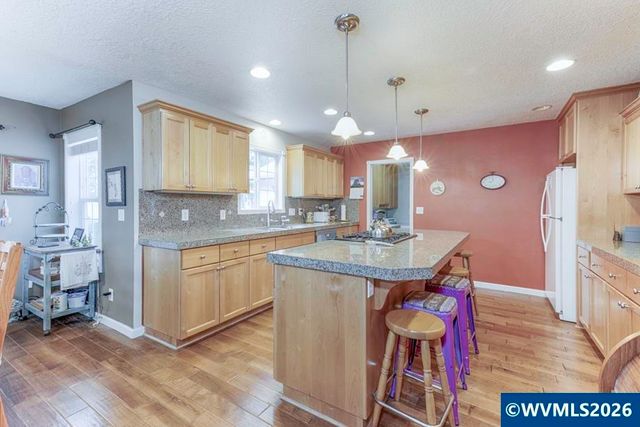2224 Rogers Ln NW, Salem, OR 97304