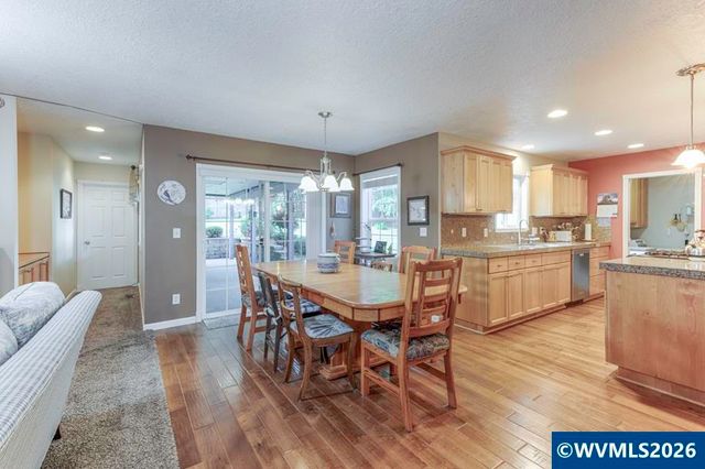 2224 Rogers Ln NW, Salem, OR 97304