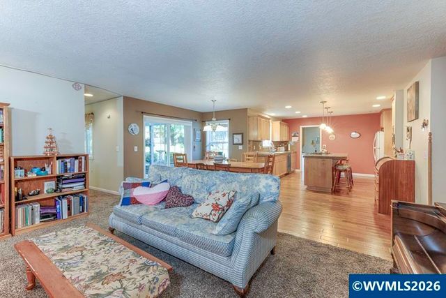 2224 Rogers Ln NW, Salem, OR 97304