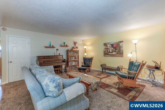 2224 Rogers Ln NW, Salem, OR 97304