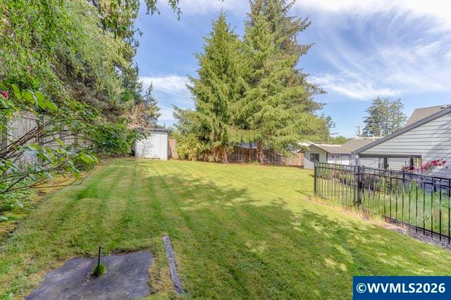 2224 Rogers Ln NW, Salem, OR 97304