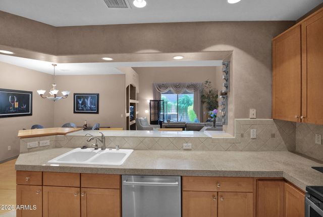 13600 N FOUNTAIN HILLS Boulevard 605, Fountain Hills, AZ 85268