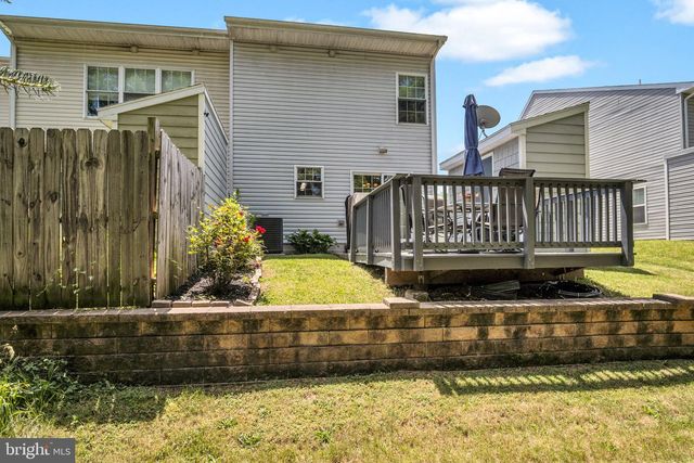 19 PARKVIEW DR, Carlisle, PA 17013