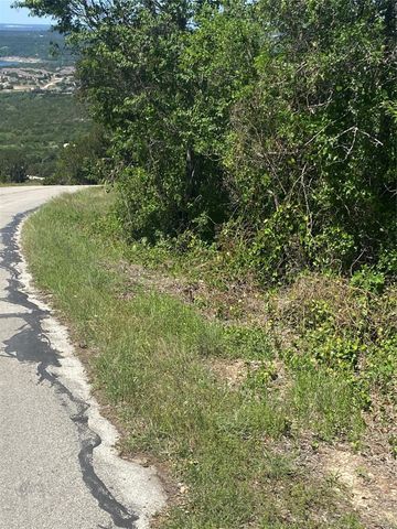 8222 Bar K Ranch RD, Lago Vista, TX 78645