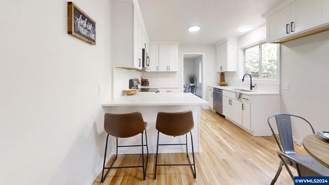 865 Glen Creek Rd NW, Salem, OR 97304