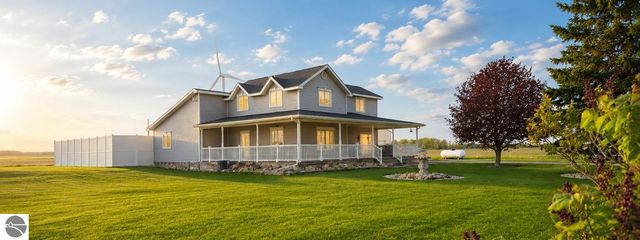 10989 E Pleasant Valley Road, Shepherd, MI 48883