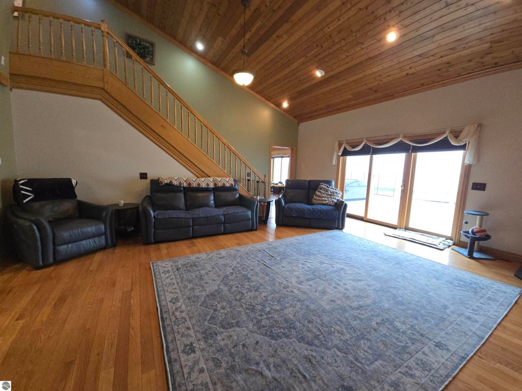 Image 20 of property listing at 10989 E Pleasant Valley Road, Shepherd, MI 48883