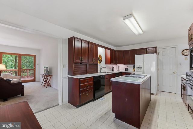 24 FAIRWAY IS, Grasonville, MD 21638