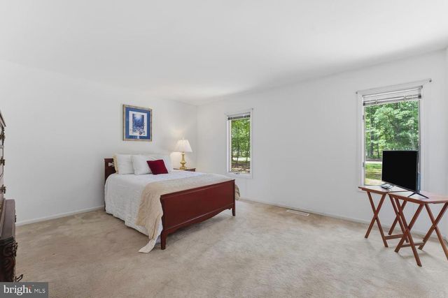 24 FAIRWAY IS, Grasonville, MD 21638