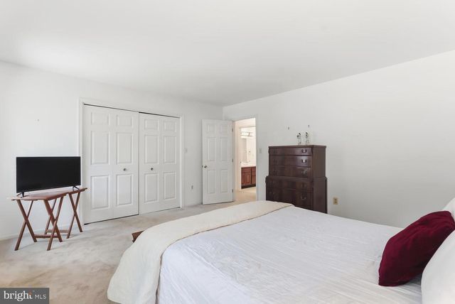 24 FAIRWAY IS, Grasonville, MD 21638
